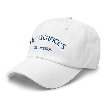 Gorra de vacances / on vacation.